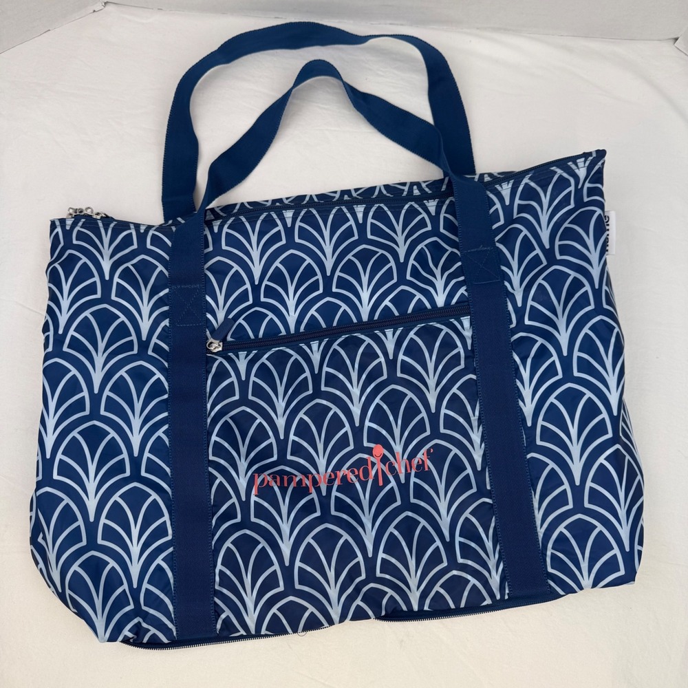 RuMe Pampered Chef Navy Blue Geometric Foldable Travel Tote Bag Zippered Pouch